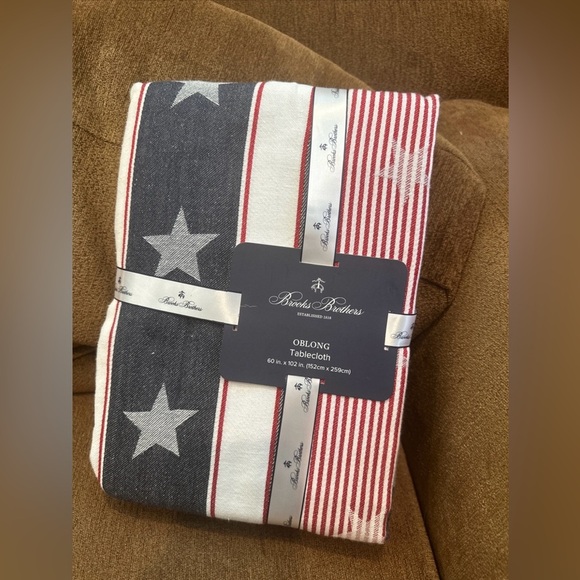 Brooks Brothers Tablecloth 60x102” American Flag 4th Of July stars & stripes - Picture 1 of 3